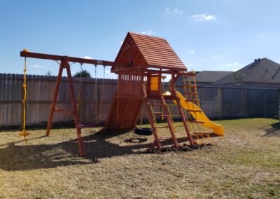 Farm-and-yard-central-texas-playground-parrot-wood-customer-7