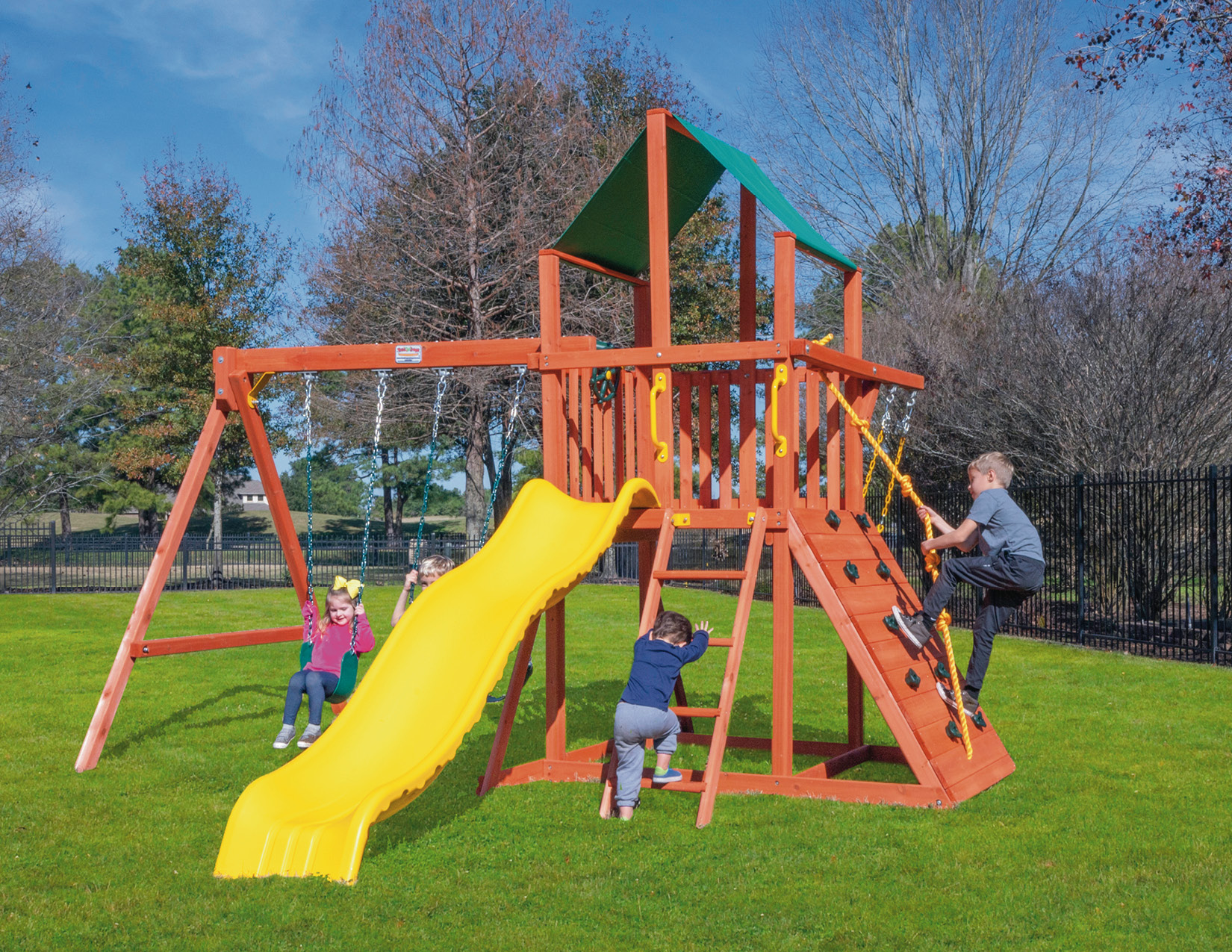 Farm-and-yard-temple-waco-belton-salado-robinson-central-texas-playset-playground-01-OrangutanFort