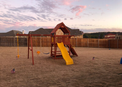 farm-and-yard-central-texas-parrot-island-fort-wood-roof-playground-customer-6