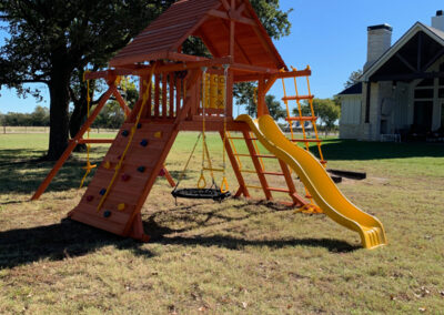 farm-and-yard-texas-parrot-island-wood-roof-custoer-1