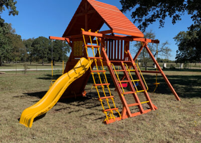 farm-and-yard-texas-parrot-island-wood-roof-custoer-2