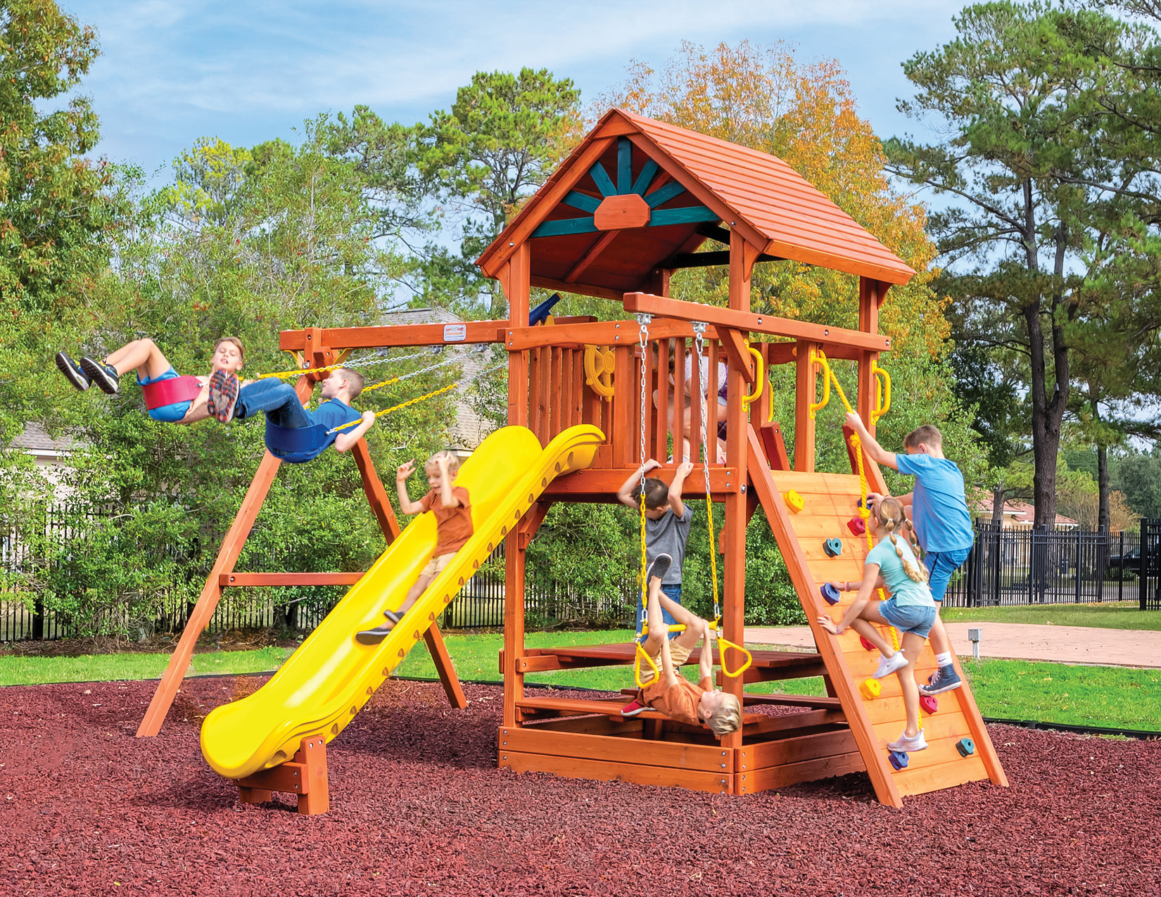 Farm-and-Yard-Central-Texas-Playset-Playground-Backyard-20-58BengalFort-SmallBackyard-2023