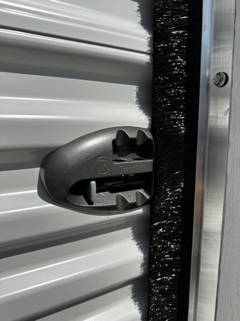 roll up door lock 