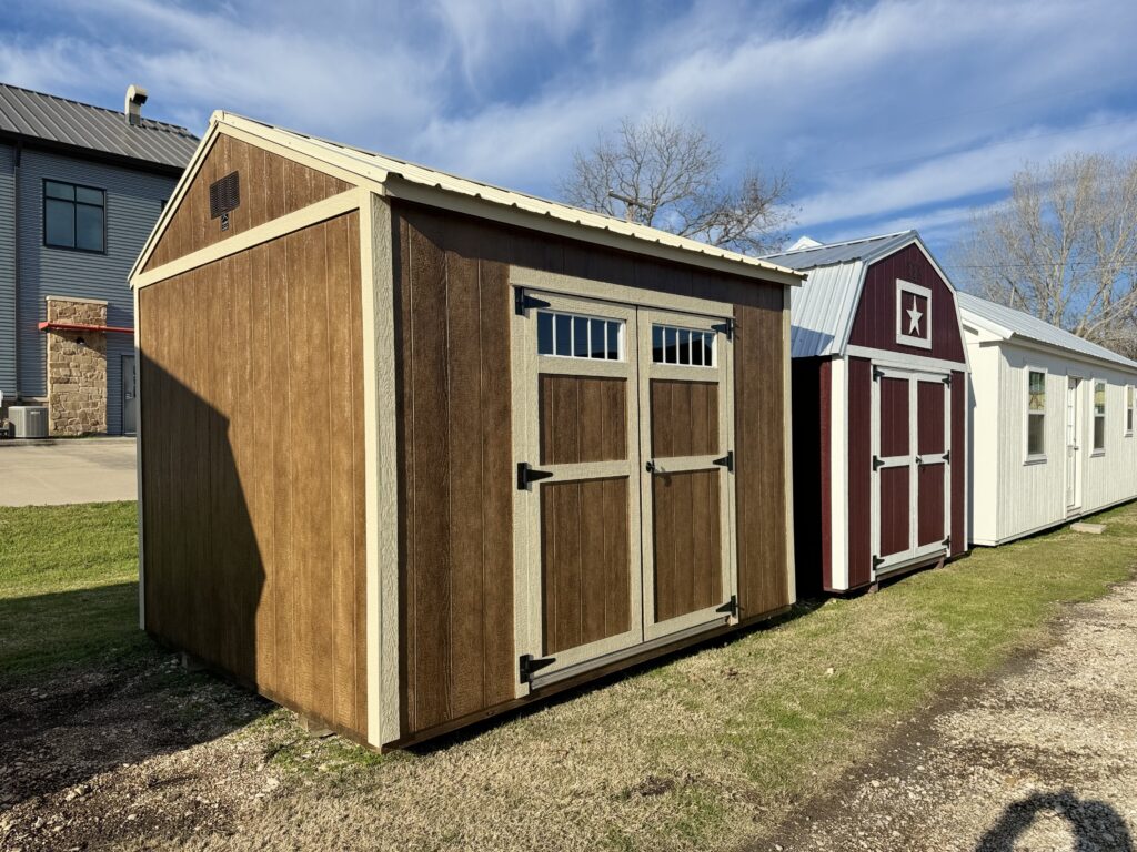 vents in each gable of the 10x12 Utility