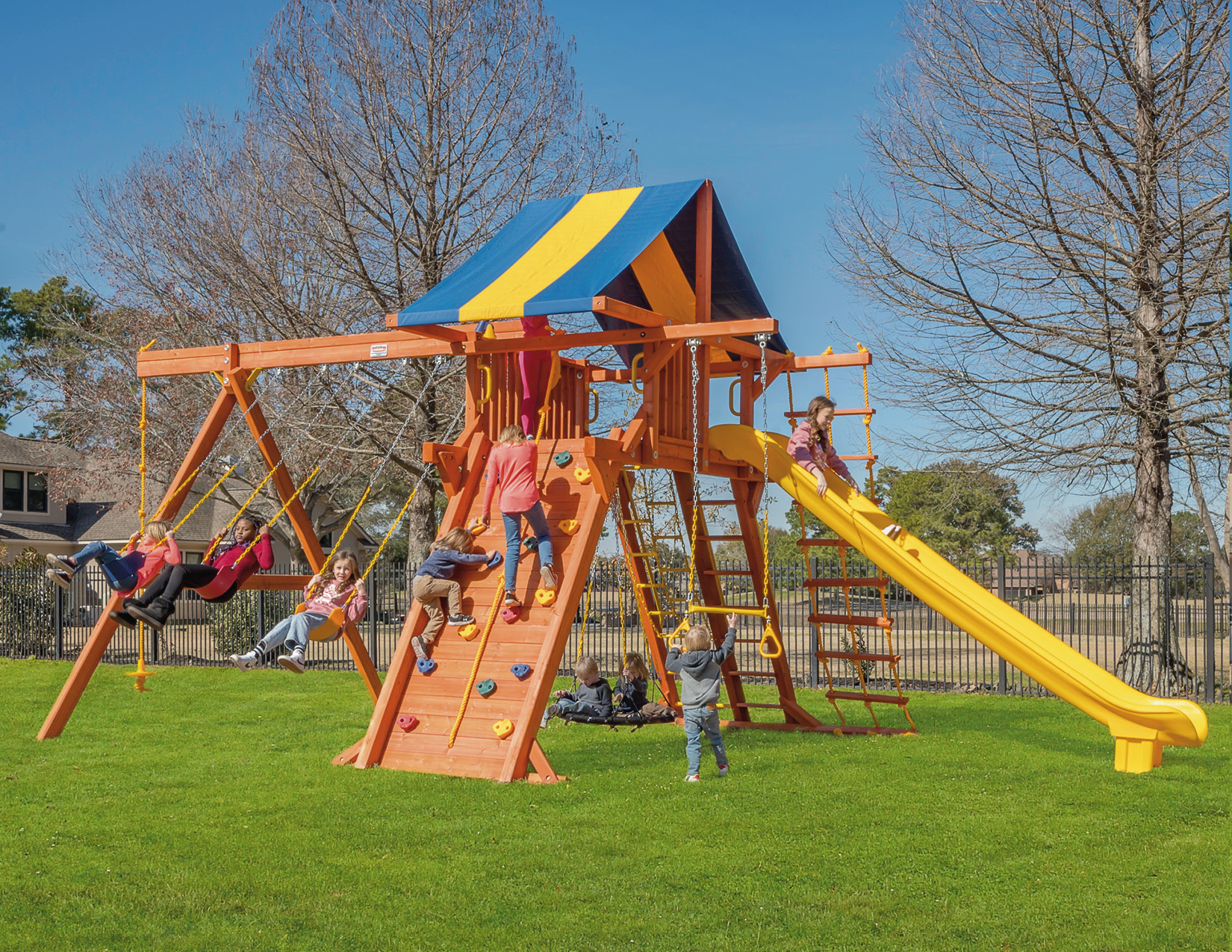 Farm-and-yard-temple-waco-belton-salado-robinson-central-texas-playset-playground-66-74JaguarPlaycenterMega-wRRCabin_SpiralSlide