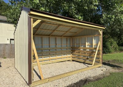 10X16 Loafing Shed